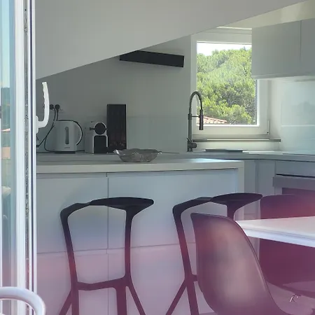 Design Penthouse 5 *