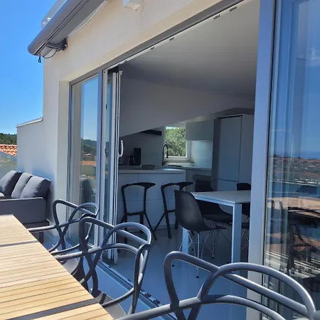 Design Penthouse 5 *