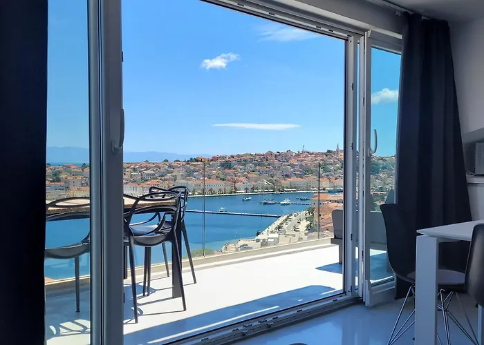 Design Penthouse 5 아파트