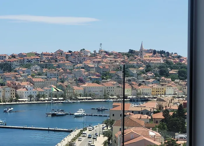 Апартаменты Design Penthouse 5 *